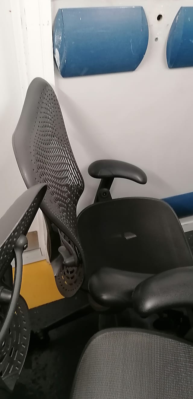 Herman miller Aeron chair