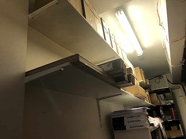 Wall shelving