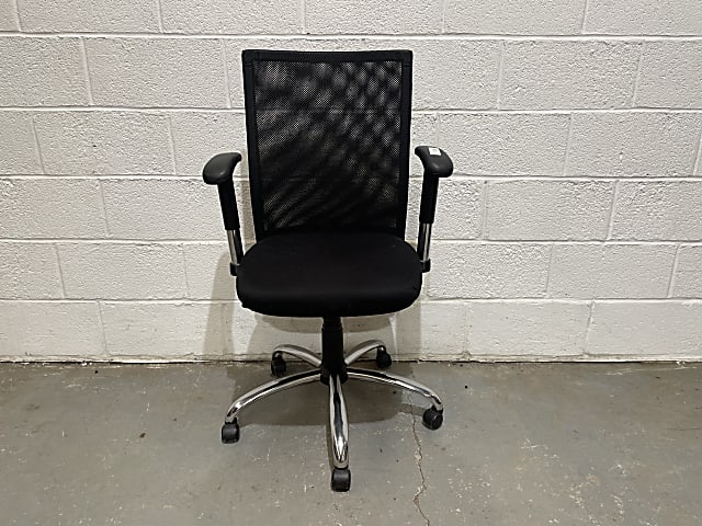 Black Haworth Zody Chair