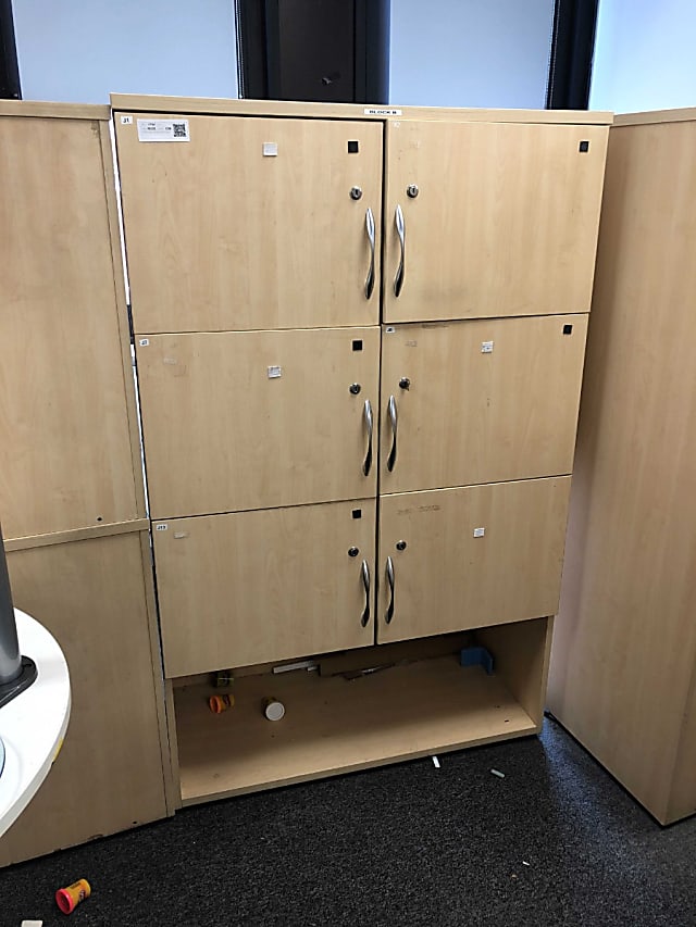 6 door lockers with open shelf at bottom