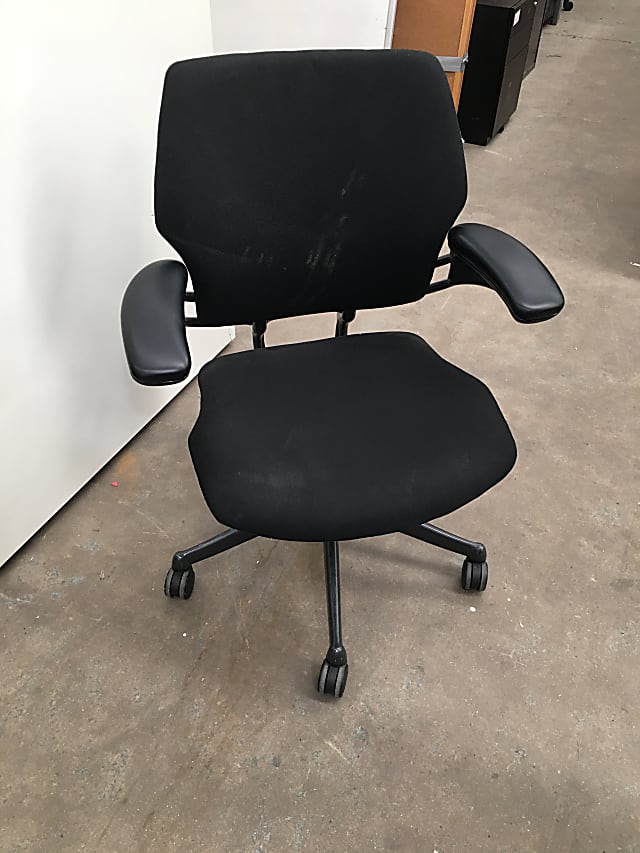 Black Humanscale Freedom task chair