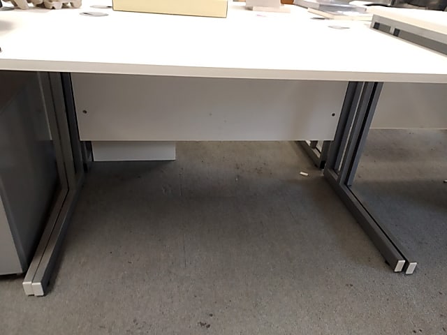 140cm white desk