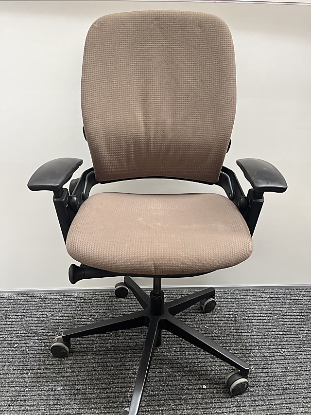 Steelcase Leap Operator task chair Brown
