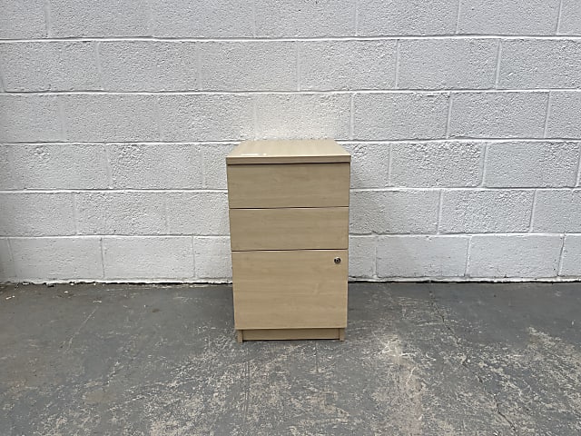 3 drawer pedestal 