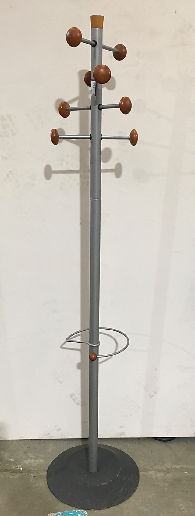 Coat stand