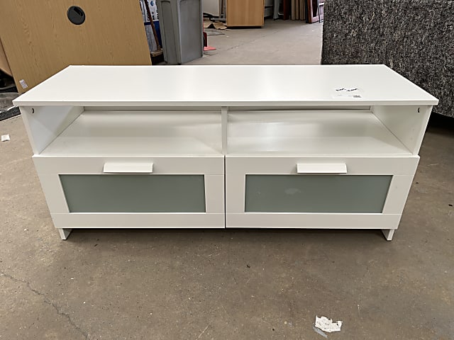 Low cabinet 