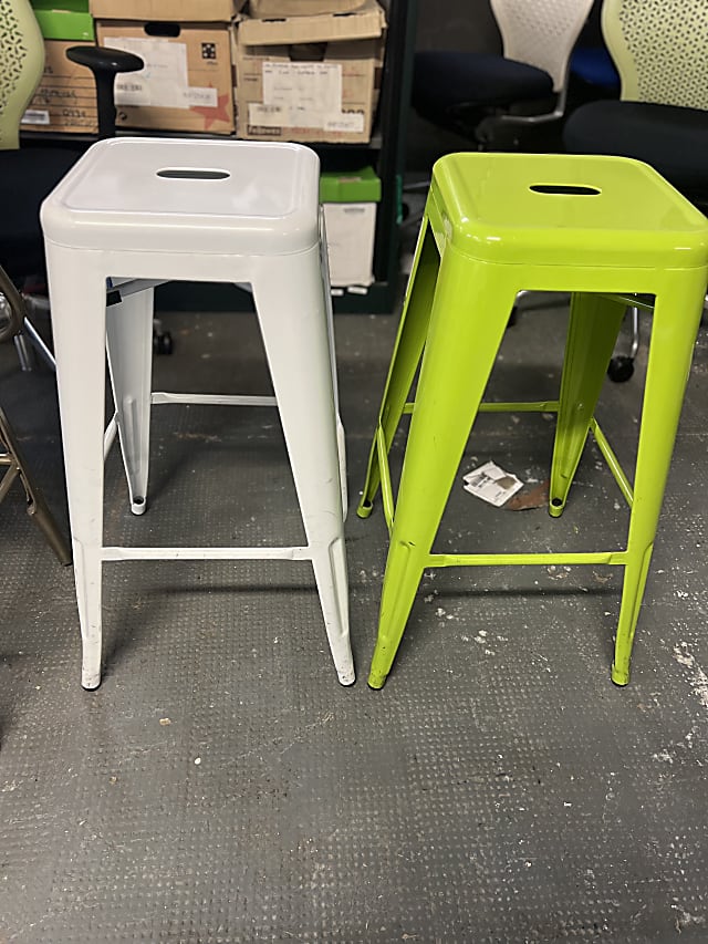 White and green stool