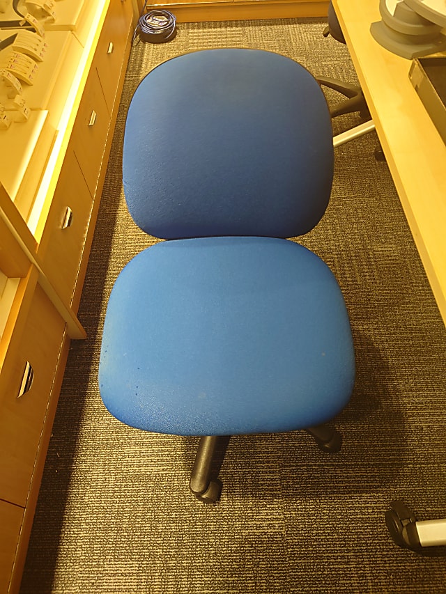 operator chair no arms