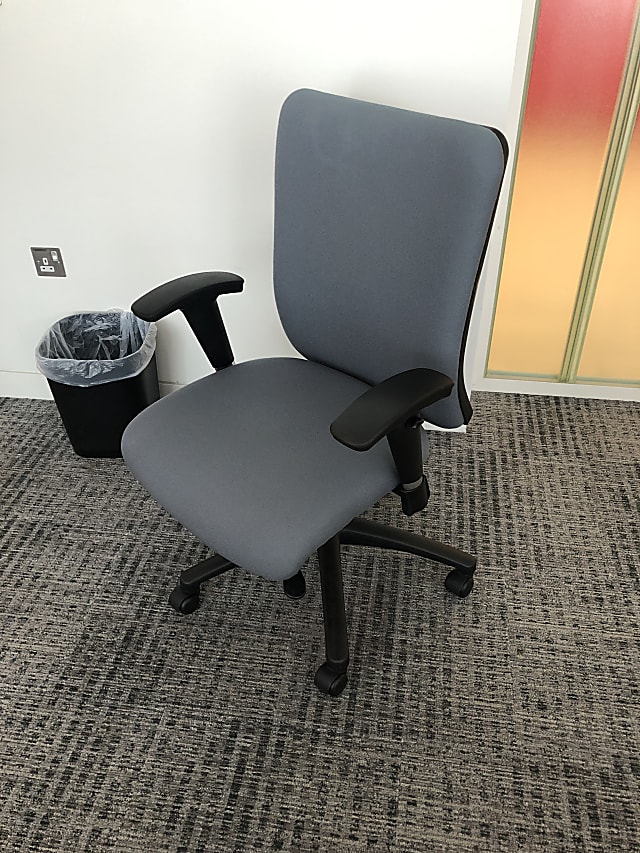 Senator operator task chair