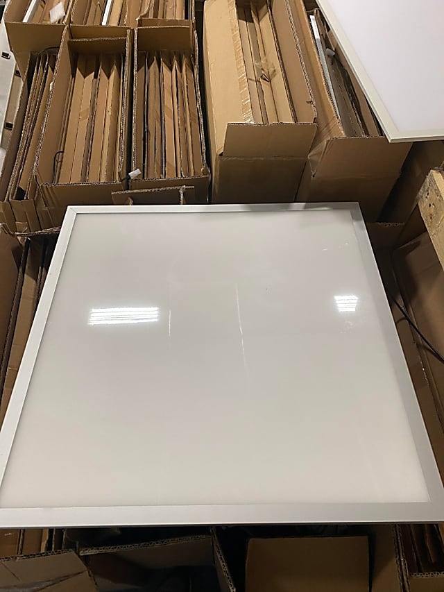 c100 JCC LED light panels