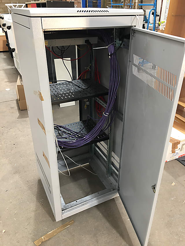 Server unit