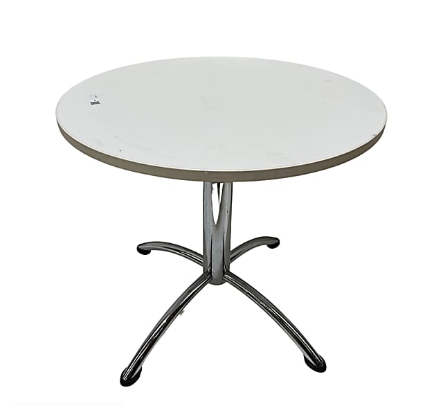 Canteen round table