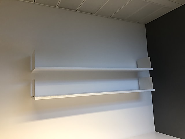 Wall shelves