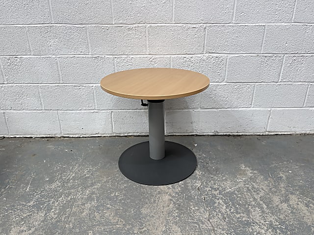 Adjustable height table