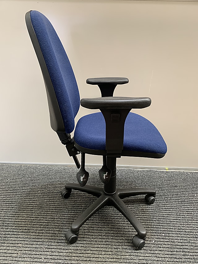 VERCO Dark Navy blue operator chair