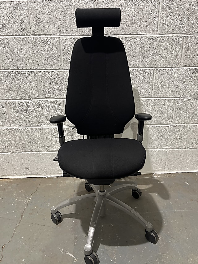 RH Logic 400 office operator chair