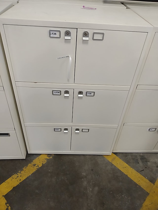 Lockers (6 door)