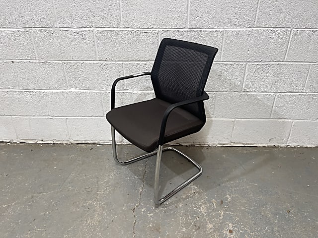 Orangebox Workday Brown and Black stackable chair