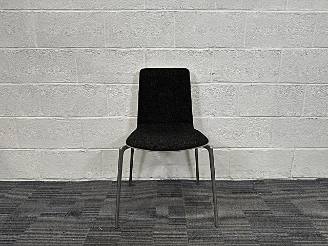 Akaba grey chair