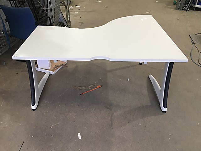 White wave desk Left hand return