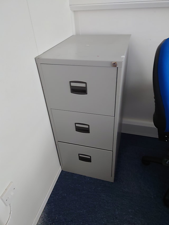 3 draw filing cabinet