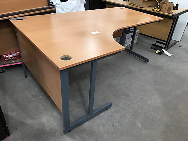 Left corner Desk 180cm