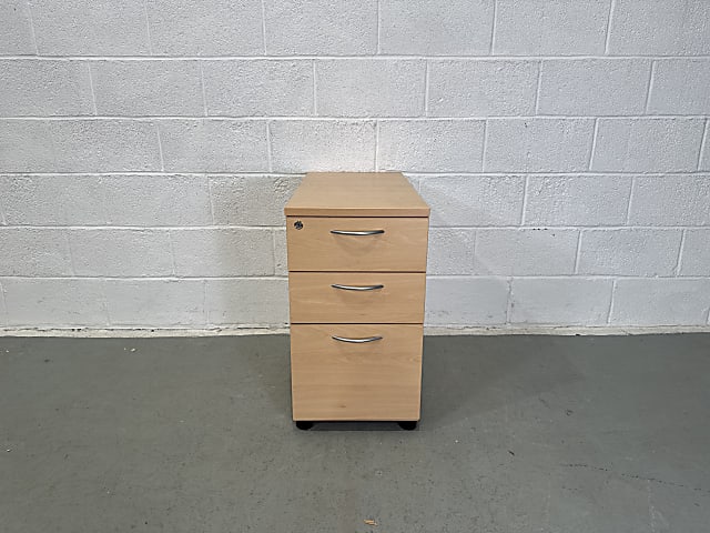 3 drawer pedestal 