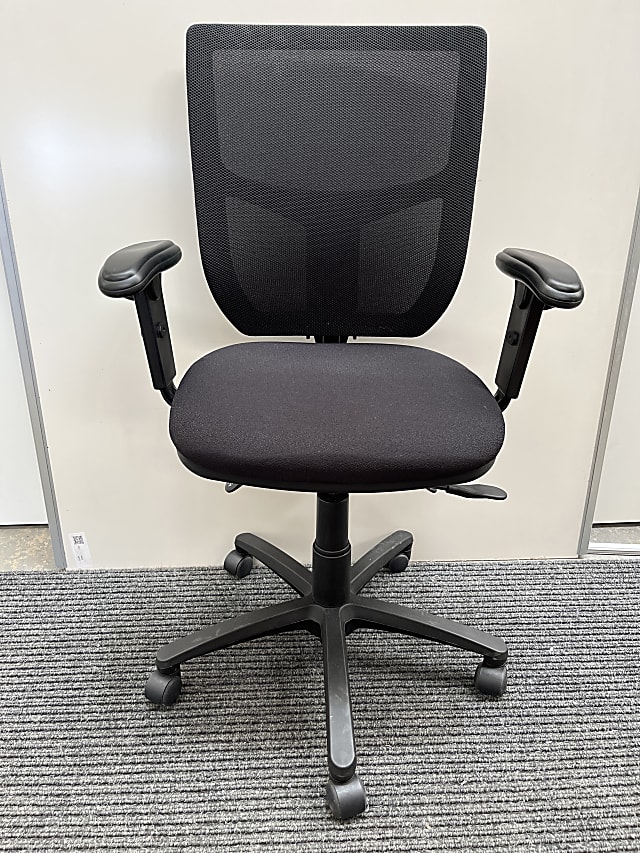 black operator chair 