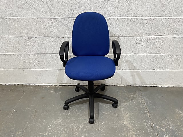 Blue operator chair with arm rests