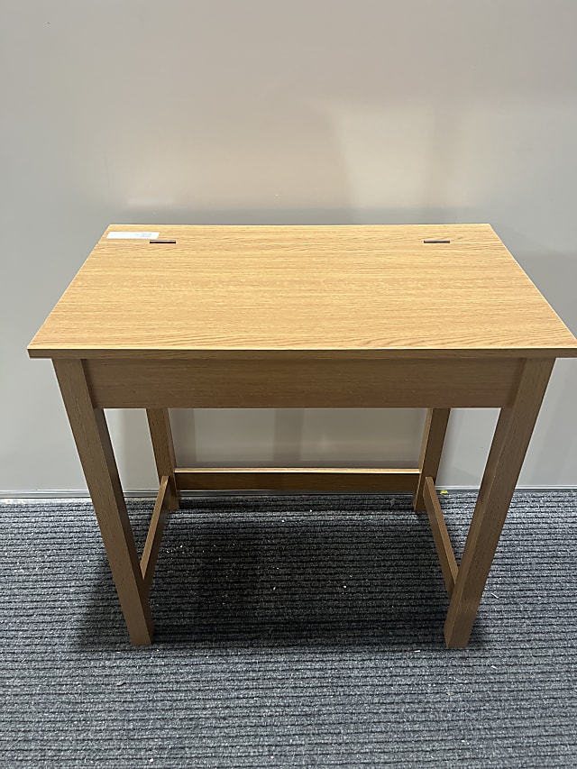 Small desk