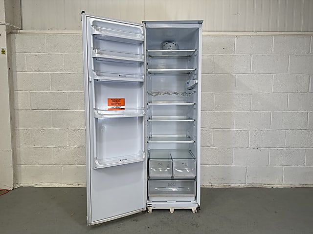 Hot Point integrated fridge