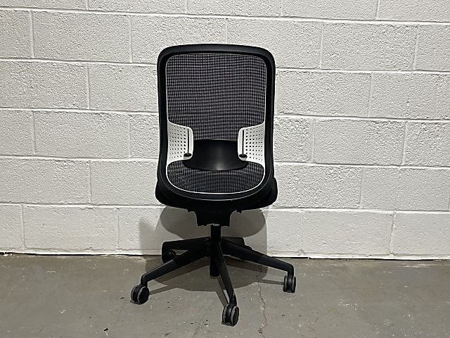 Orangebox Do Black Chair