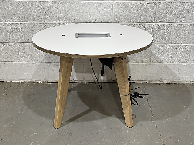 round white table 