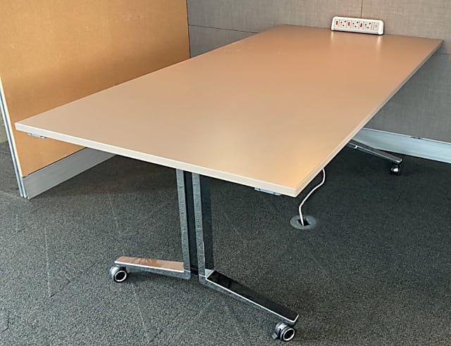 Large desk
