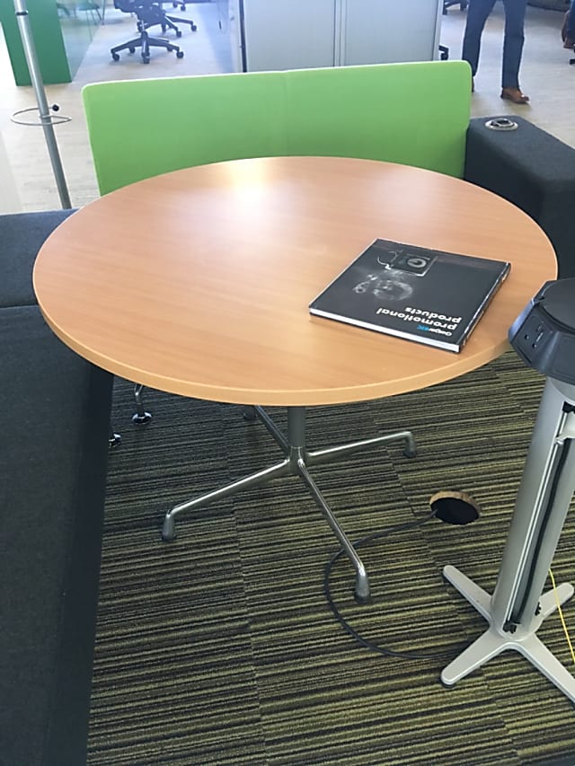 Round meeting table