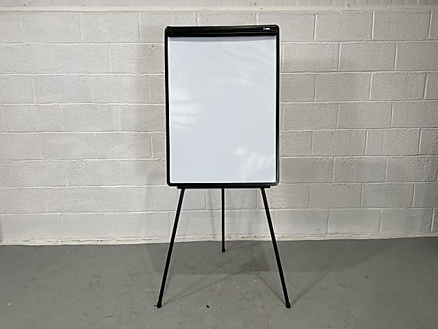 Whiteboard / Flip Chart 