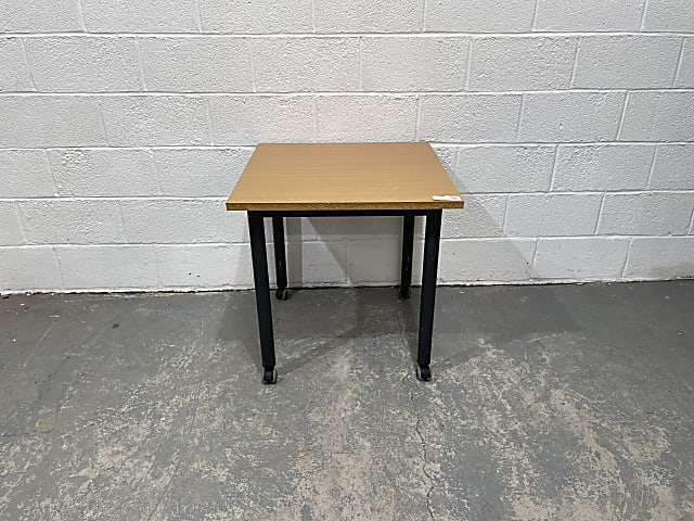 Folding desk