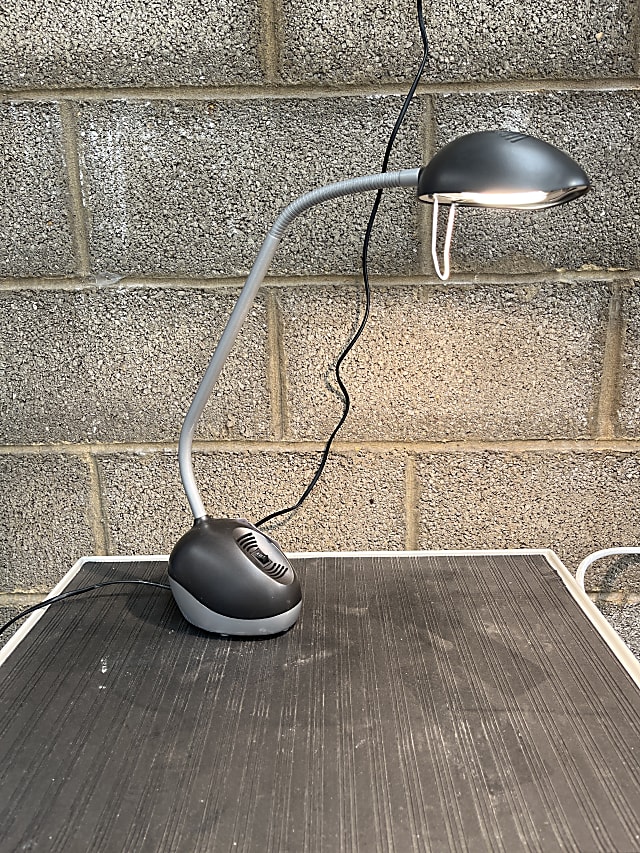 Halos Desk Lamp