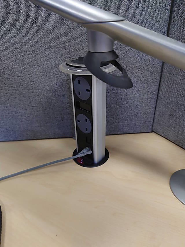 Pop Up Desk Power