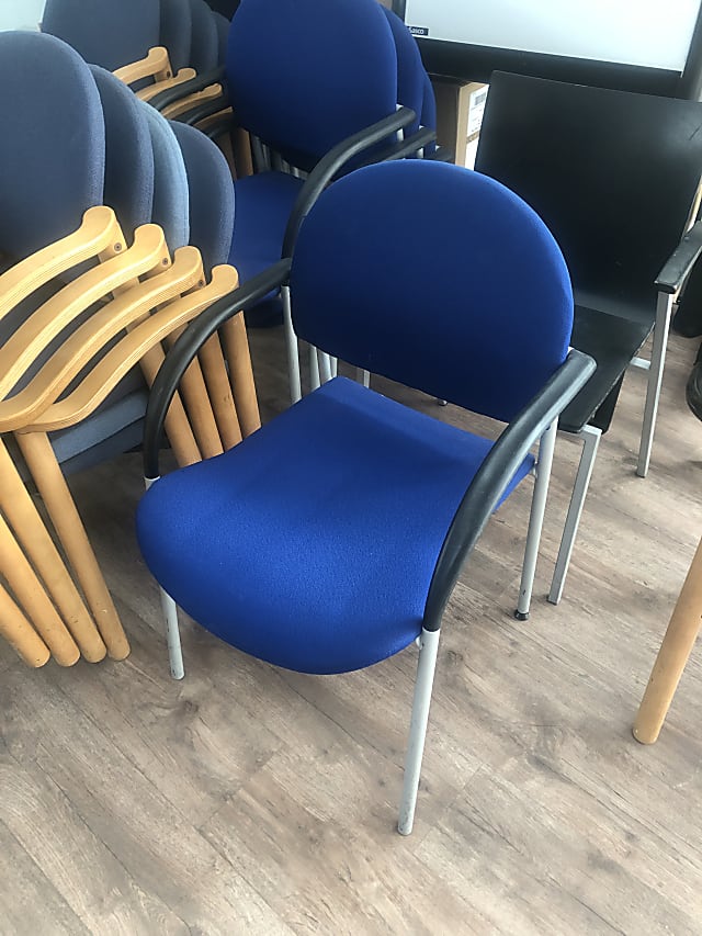 blue and gray metal chair