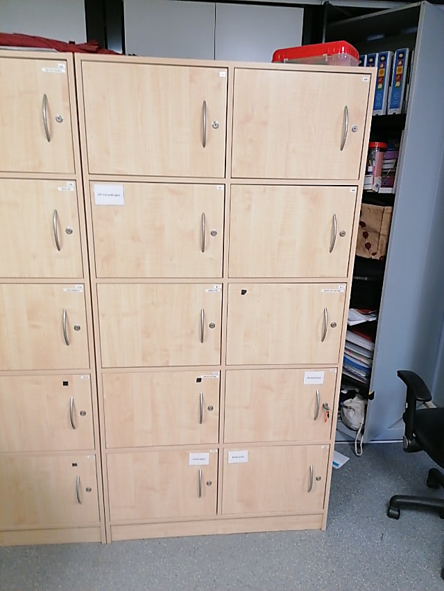 lockers (10 door)