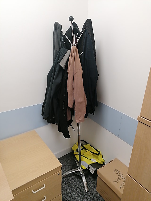 coat stand