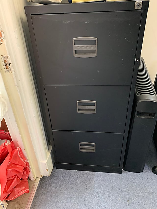 3 drawer metal filing cabinet