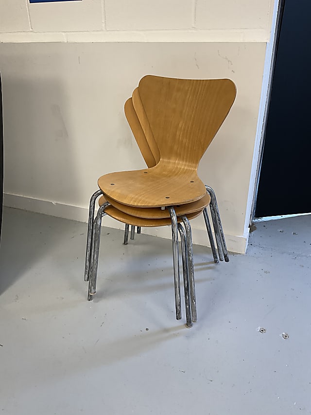 Visitor Centre- table