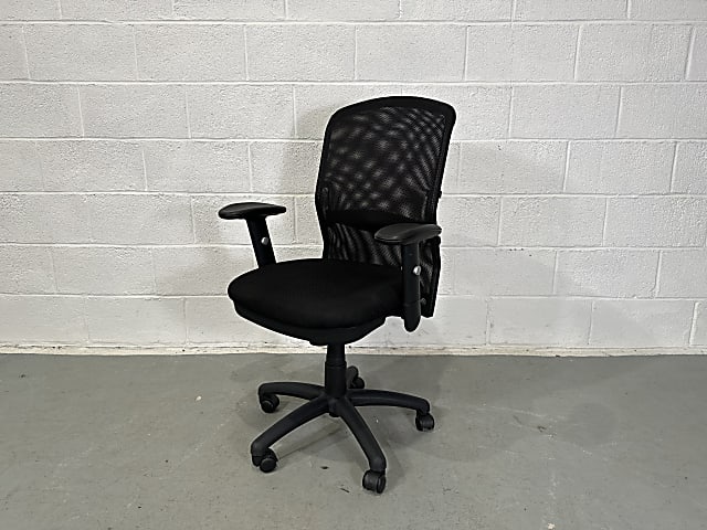 Mesh back chair black base