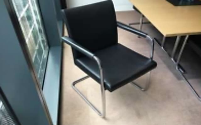 Brunner Cantilever chair  