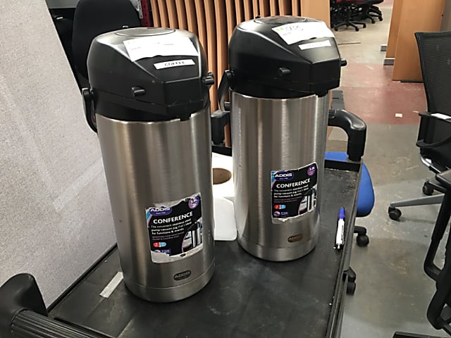 Addis pump vacuum jug x 2