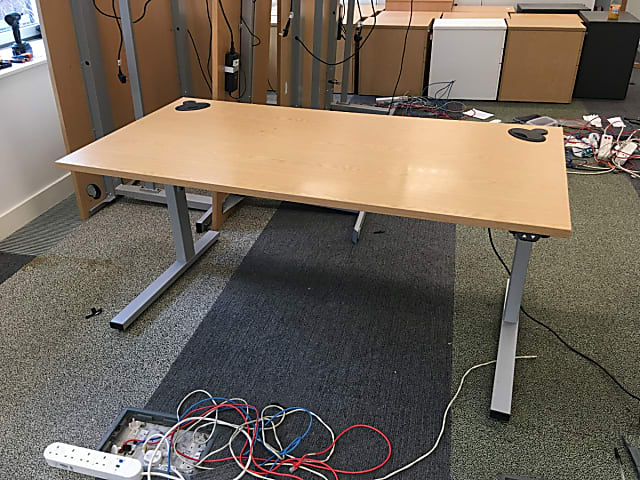 Height adjustable electric desk 160cm