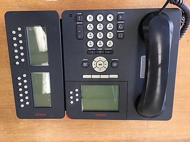 Avaya 9630 phone 1 lot of 7