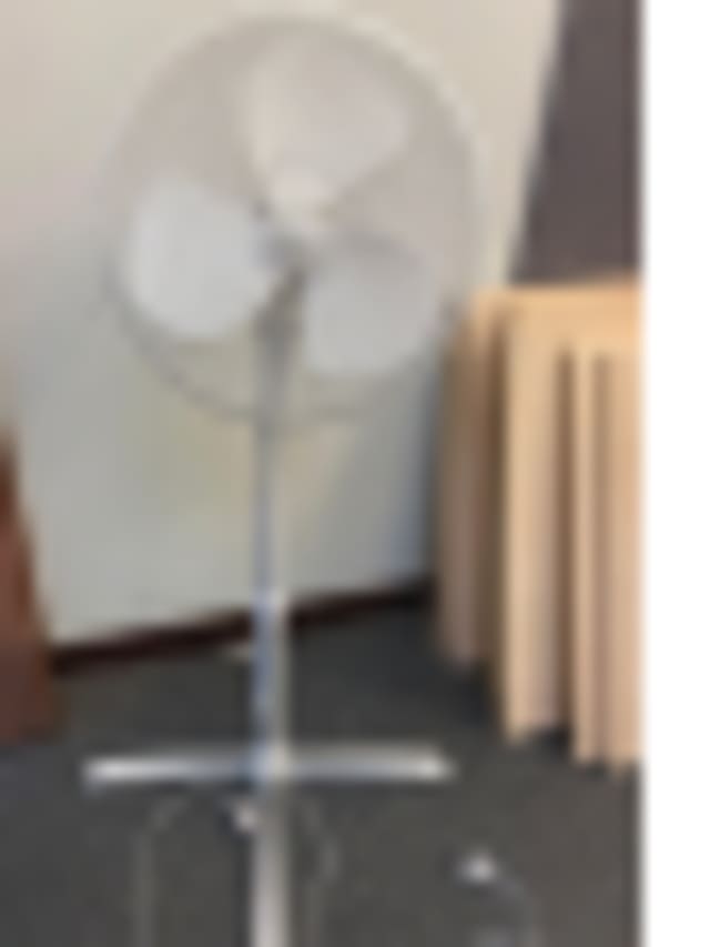 Tall 16 inch pedestal fan